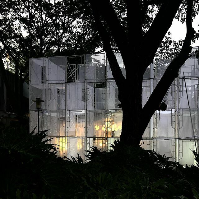 dennygondo's tweet photo. It should be hidden behind a tree 😉. Monobox a simple space for Bintaro Design District #studioairputih #dennygondoarchitect #jokeroos #architecture #simpledesign #modernarchitecture https://t.co/JA0XGsY6Ts https://t.co/cpwyi1vUFz