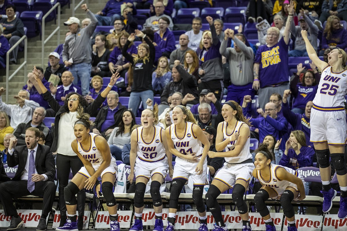 That feeling when you walk out of your last class before Thanksgiving break. Just remember, the real break doesn't start until after the women's basketball game Sunday afternoon.

#UNIFight