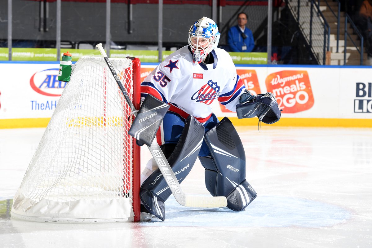 AmerksHockey's tweet photo. RECAP | @andrewhammond30 picked up his second shutout of the month, #TwitterLessReds had three assists and @smiltztwo3 scored twice in 4-0 win over Hartford.
Read: https://t.co/VQ8zXIptzf
Game Highlights: https://t.co/9kWKxBdCM1
#UnitedWeRoc https://t.co/O3qps0RUik