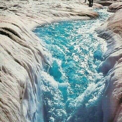 KathmanduWeek's tweet photo. WHY Greenland is melting the outer boundaries at sea level higher than the landmass. 
Because the oceans are very high and it is squeezing by pressure like a sponge.
Also the earth is shaped like a oval office is shaped in the white house in Washington DC.
Save glaciar... https://t.co/6CM142jkjv