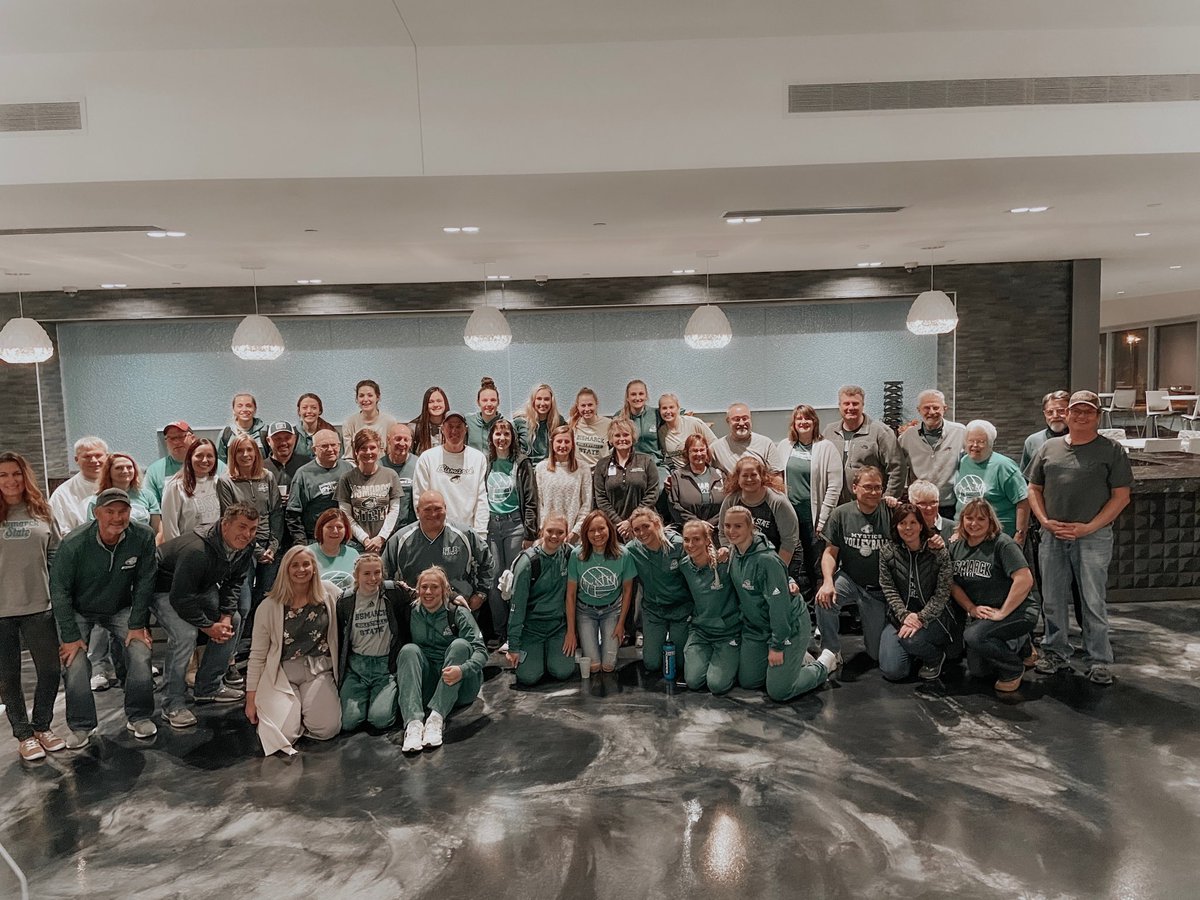 Mystics fall to #1 Parkland 21-25; 23-25; 14-25 and will play for third place tomorrow at 3pm ET vs #2 Coffeyville.  Thanks to our cheering section here in WV and at home!
#rollstics🔮 #LetsDoThis