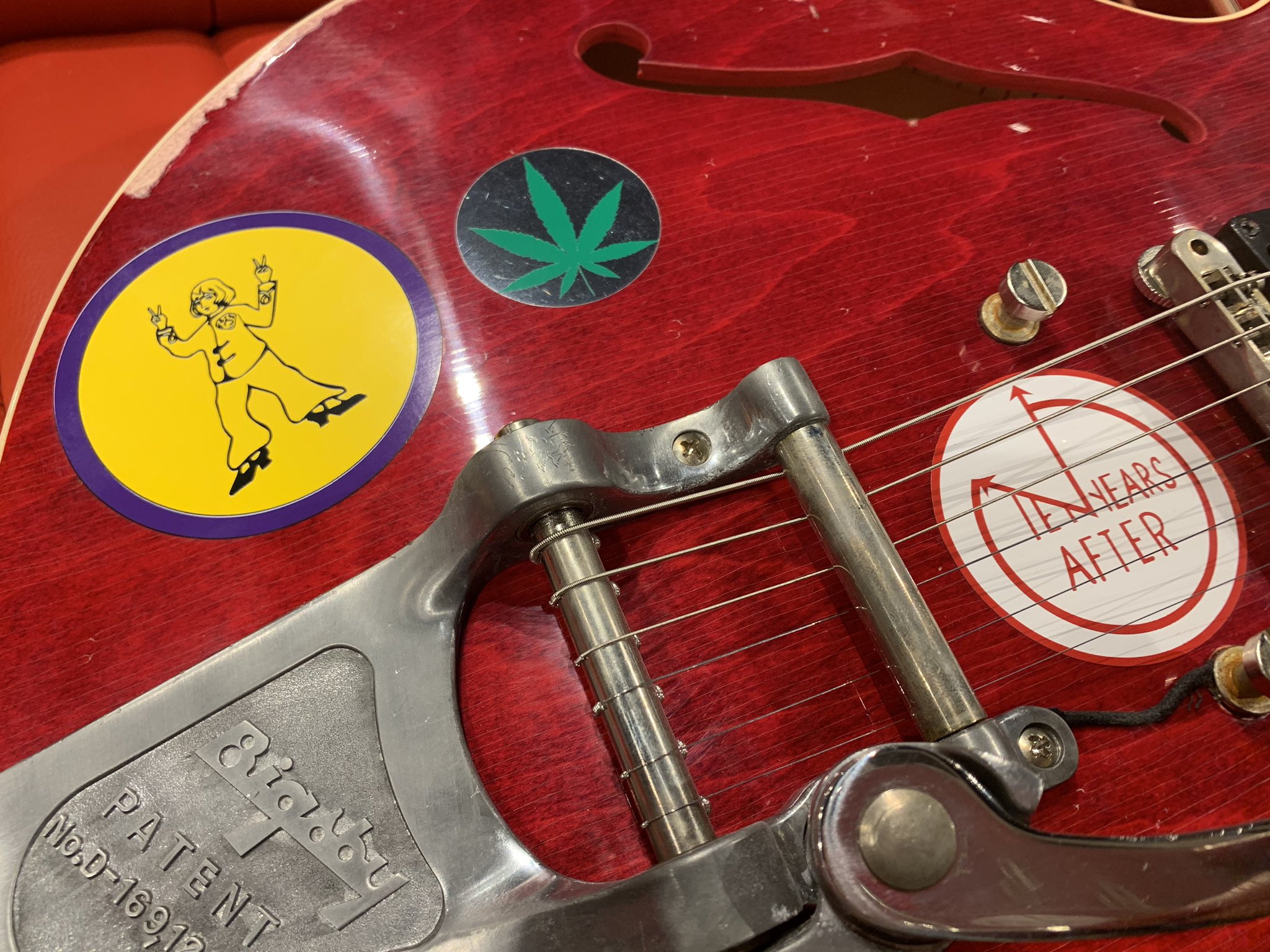 イシバシ楽器御茶ノ水finest Guitars 世界限定50本 カスタムショップの発表したアルヴィン リーのes 335が入荷 なんとシリアル奇跡の6番 ウッドストックのルックスを完全再現 無条件で I M Going Home が弾きたくなります笑 お問い合わせは イシバシ楽器御茶ノ水finest Guitars 世界限定50本 カスタムショップの発表したアルヴィン リーのes 335が入荷 なんとシリアル奇跡の6番 ウッドストックのルックスを完全再現 無条件で I M Going Home が弾きたくなります笑 お問い合わせは