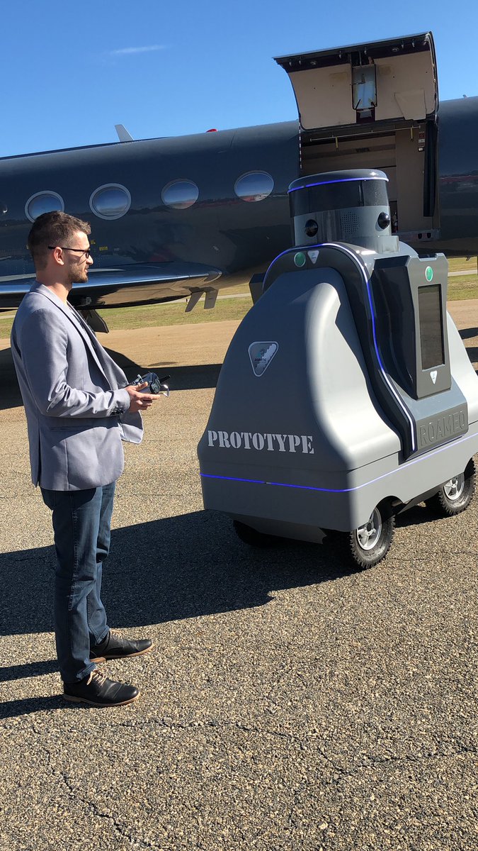 north_science's tweet photo. The witnessing of technological integration in emergent situations was fascinating!  #OCR2019                               #WhereRealWorldExperiencesMakesAConnectionWithCareerTechnicalEducation #NorthSpringsHS #NSHOSA #NSFBLA #Verizon https://t.co/ufi91Y0ZWY
