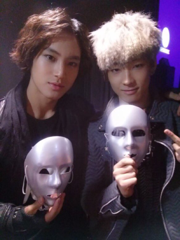 Hiro この写真のミンギュか山田裕貴にそっくりな気がするんだけど山田裕貴の顔がd Boysオーディションの時からfc会員の人気投票で毎回投票してたくらい大好きなのでもしかしたら私ミンギュの顔大好きかもしれない T Co Yjqj6pwplg Twitter