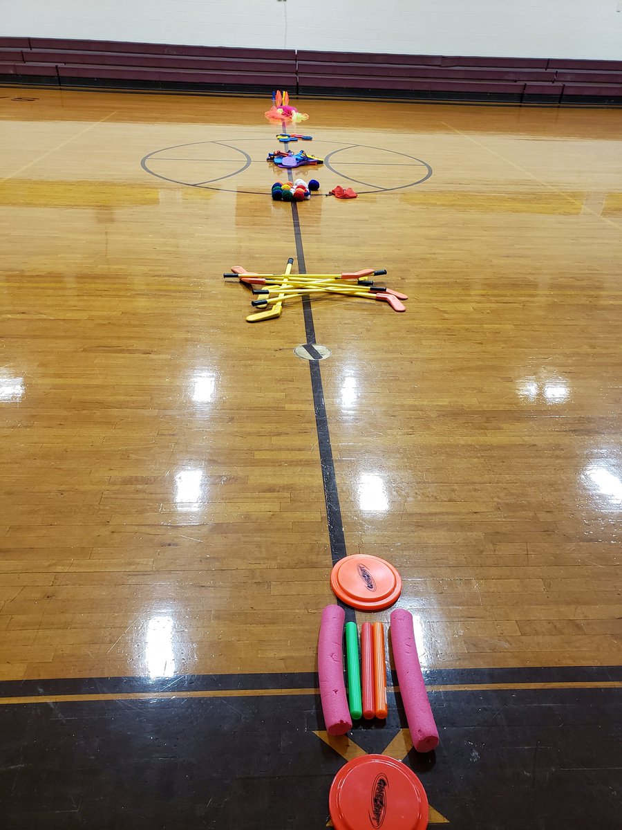PEwithCoachB's tweet photo. Setup for Make-a-Turkey. Students used a scooter to collect items and bring back to their team. #physicaleducation #TurkeyGames https://t.co/g0zWonnkCJ