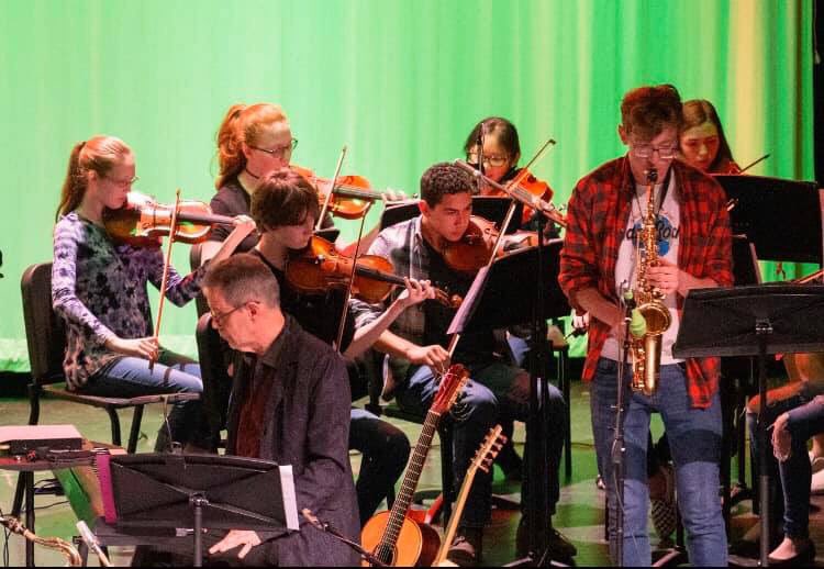 ArundelHSMusic's tweet photo. It was an amazing holiday symphonic rock concert with the Transcendental Light Orchestra and @ArundelHS_aacps Musicians! So fun to see our talented young musicians rock out with the pros!!! @MusicAACPS #AACPSawesome #musicalconsumers #musicalcreators https://t.co/7GRPI1LyLE