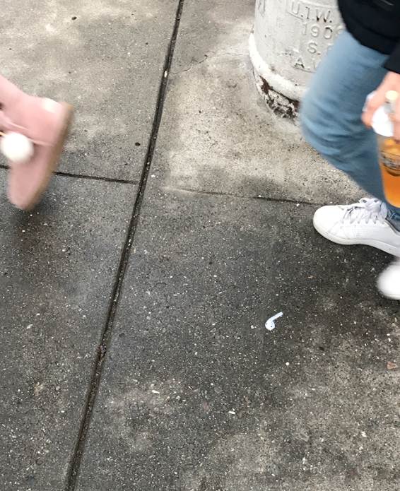 expressyrstyle_'s tweet photo. Life-Size Prank AirPods Sticker https://t.co/KuqIydUeRB Sticking life-size AirPod stickers on the ground, all over the city 🤡 https://t.co/aQkeYvK9pl