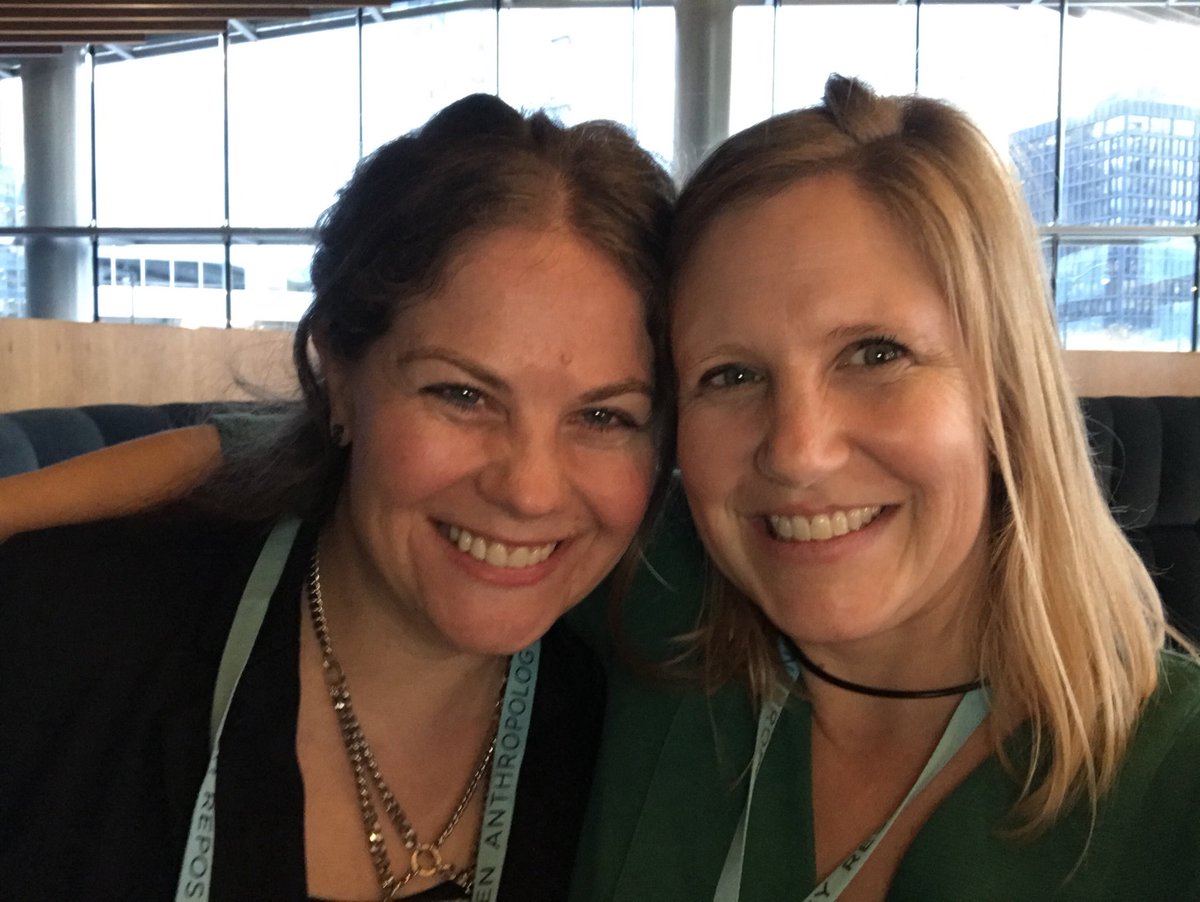 mendenhall_em's tweet photo. Celebrating our new books #SpaciousMinds and #RethinkingDiabetes!!!! Pretty sweet to celebrate with a dear friend and brilliant scholar!! @CornellPress @DeathRebirthLab https://t.co/2gvKzmWZfC