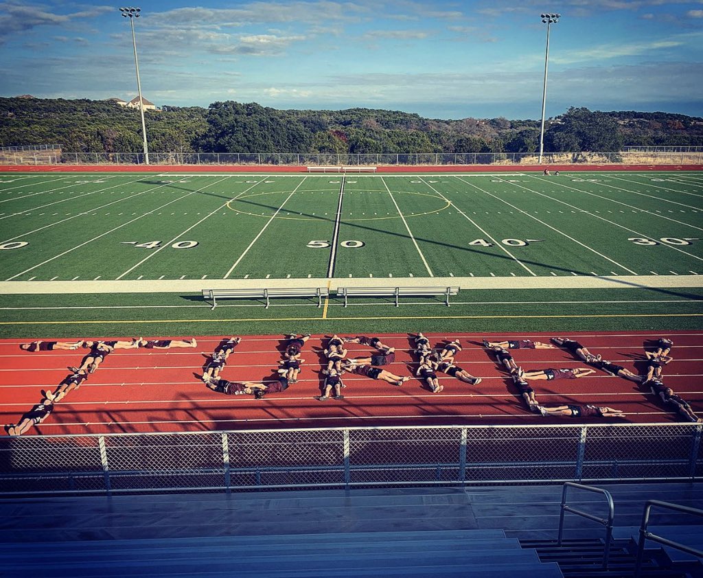 Wishing students and staff a well-deserved week long break from school and work, and hoping you enjoy time with family and good food... and lots of TURKEY. #HappyThanksgiving #FridayFeeling #Athletics #iamDSISD #sycaMOREyr3