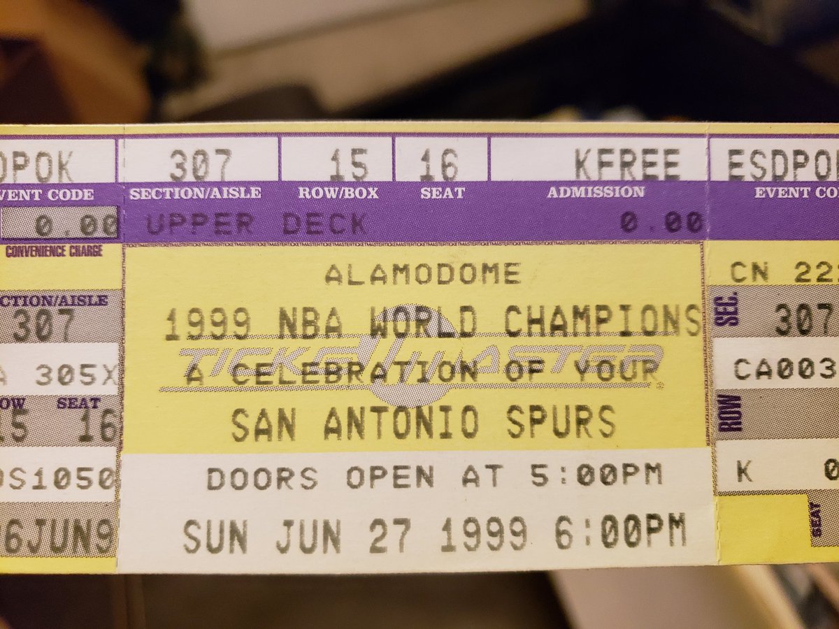 jasala128's tweet photo. Remember when the Spurs use to win championships... https://t.co/ssmAX1PJO5