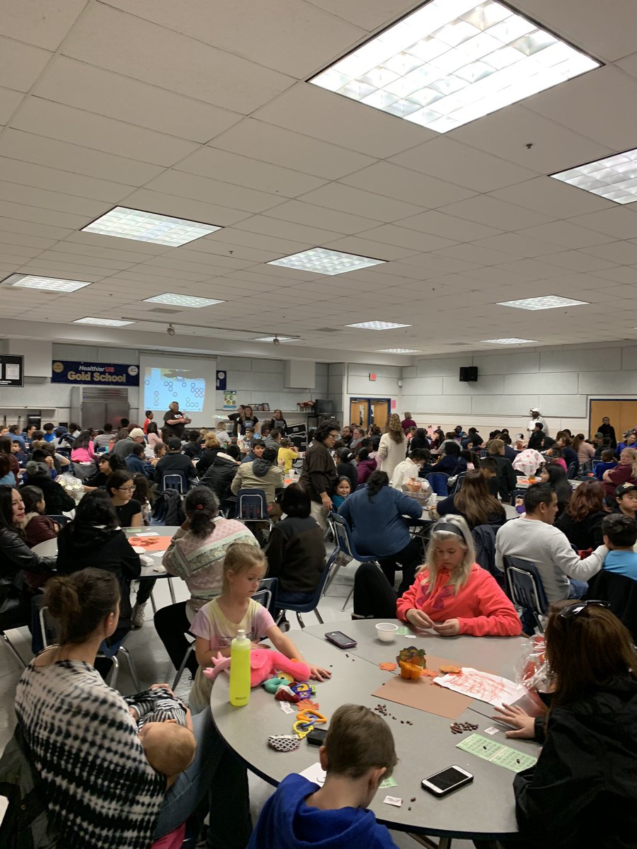 sdaldredge's tweet photo. Standing room only at Turkey Bingo @woodleyhillses #WHSmiles https://t.co/ySMA9FMhx1