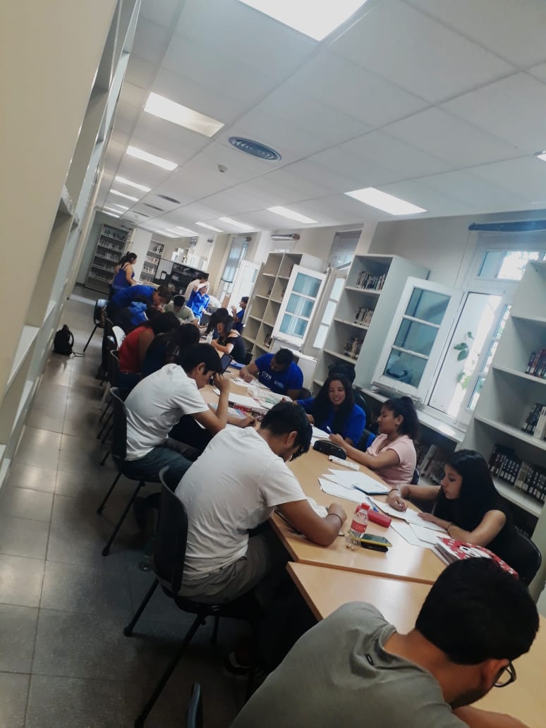 #PoliticasSocioeducativas
Seguimos acompañando a nuestros jóvenes en sus trayectorias escolares! Porque queremos lo mejor para ellos!
<a href="/UrtubeyJM/">Juan Manuel Urtubey</a> <a href="/fguillesaavedra/">GUILLERMO SAAVEDRA</a> <a href="/patriciapinasco/">Patricia Pinasco</a> <a href="/EmilseSegundo/">Emi Segundo del castillo</a>