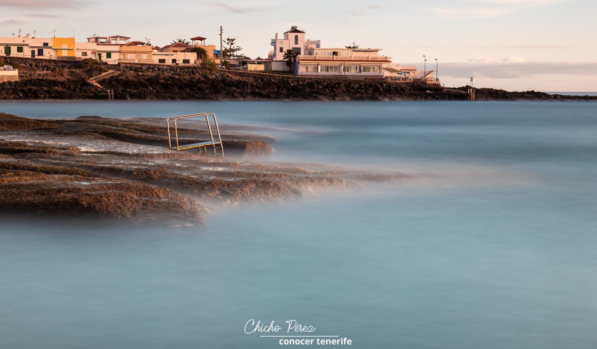 Hoy ha sido un gran día.
#tenerife #islascanarias #tenerifenorte #islascanariasoficial #ok_canarias #espacio_canario #ok_tenerife #atardecer #atardeceres #atardeceresmagicos #anochecer #puestadesol #horizonte #mar #tenerifesur #adeje @adeje @costa_adeje @loveadeje