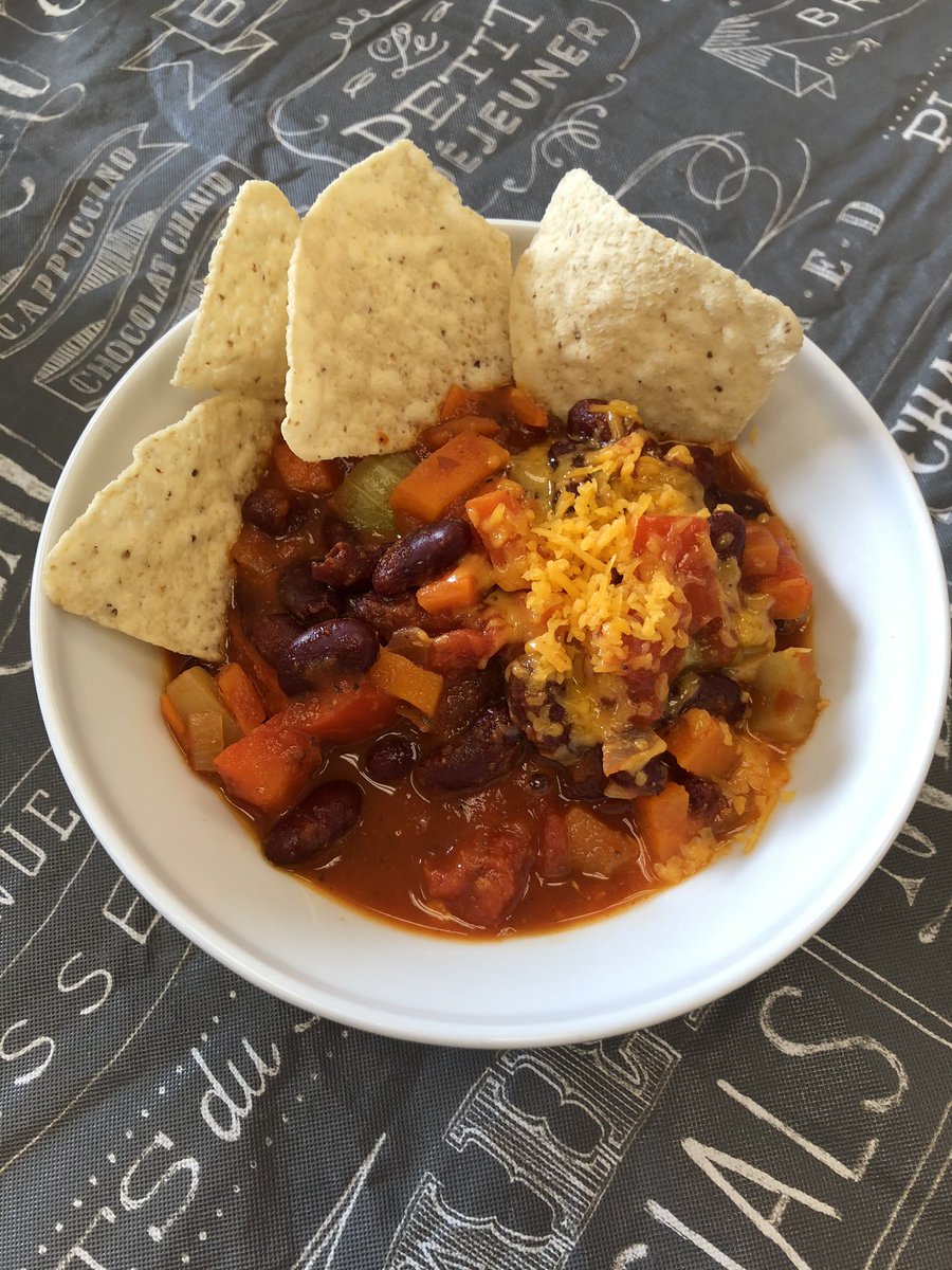 PWarecki's tweet photo. HFA chilly day? Chili for breakfast! https://t.co/UWTIFAjOO3