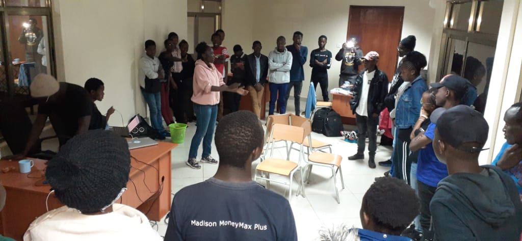 wamboey254's tweet photo. I had someone say programming is not about how much you know but its about what you can figure out.. Coding getting fun Meru University.. #MustHack2019 #MustHackerthon.. @innovators_must @DscMeru https://t.co/nlx4qHFwlV
