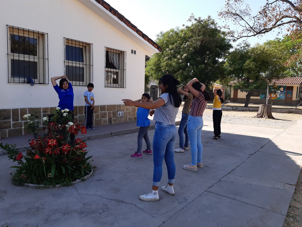 tilcasil's tweet photo. CAI 7 ESCUELA BOEDO 
#PolíticasSocioeducativas
@fguillesaavedra @patriciapinasco 
@AlancayDel 
@YanilMarisol https://t.co/nhaJu2suDf
