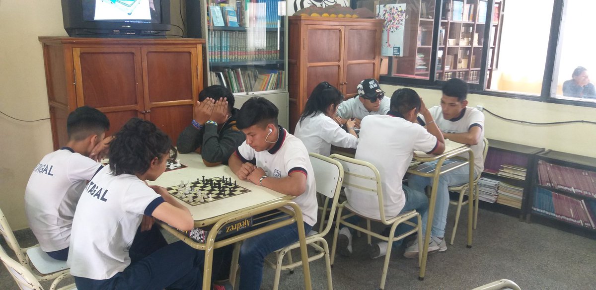 cai32mosconi's tweet photo. #PoliticasSocioeducativas PLAYON DE AJEDREZ en la ESC ECAA 5002 TARTAGAL , @fguillesaavedra @artydance23 @MariteLescano @MartaMariaMerlo @patriciapinasco @GustavoSaenzOK https://t.co/ISKk6xVmoL