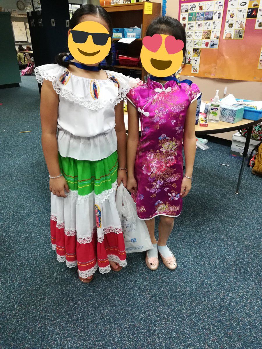 Jamie_teachfun's tweet photo. Many cultures represent our bears are the best#cfisdfiest https://t.co/uRs3RwaS61