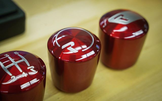 ECSTuning's tweet photo. Racesang shift knobs and modular tug plate mounts are at ECS
https://t.co/pCdbqoT4zU
#ecstuning #ecs #racesang #shiftyeah #audi #audizine #audisport #fourrings #quattro #volkswagen #volknsation #vw #vwvortex #vdub #savethemanuals https://t.co/jzro5TlLx1