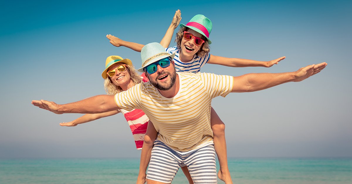 HydraLongevity's tweet photo. We all need more of the 'sunshine vitamin'. Vita D promotes healthy hearts, strong bones, mood improvement, muscle strength, the list goes on. But it's Vit Ds anti-ageing role in regulating cell growth and increasing #telomere activity that excites us the most. #strongbones https://t.co/m2xPjYNcjl