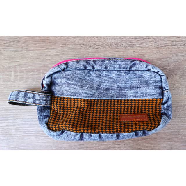 UNOSProject's tweet image. Saya menjual Daily Pouch T... seharga Rp89.000. Dapatkan produk ini hanya di Shopee! shopee.co.id/unosproject/41… #ShopeeID