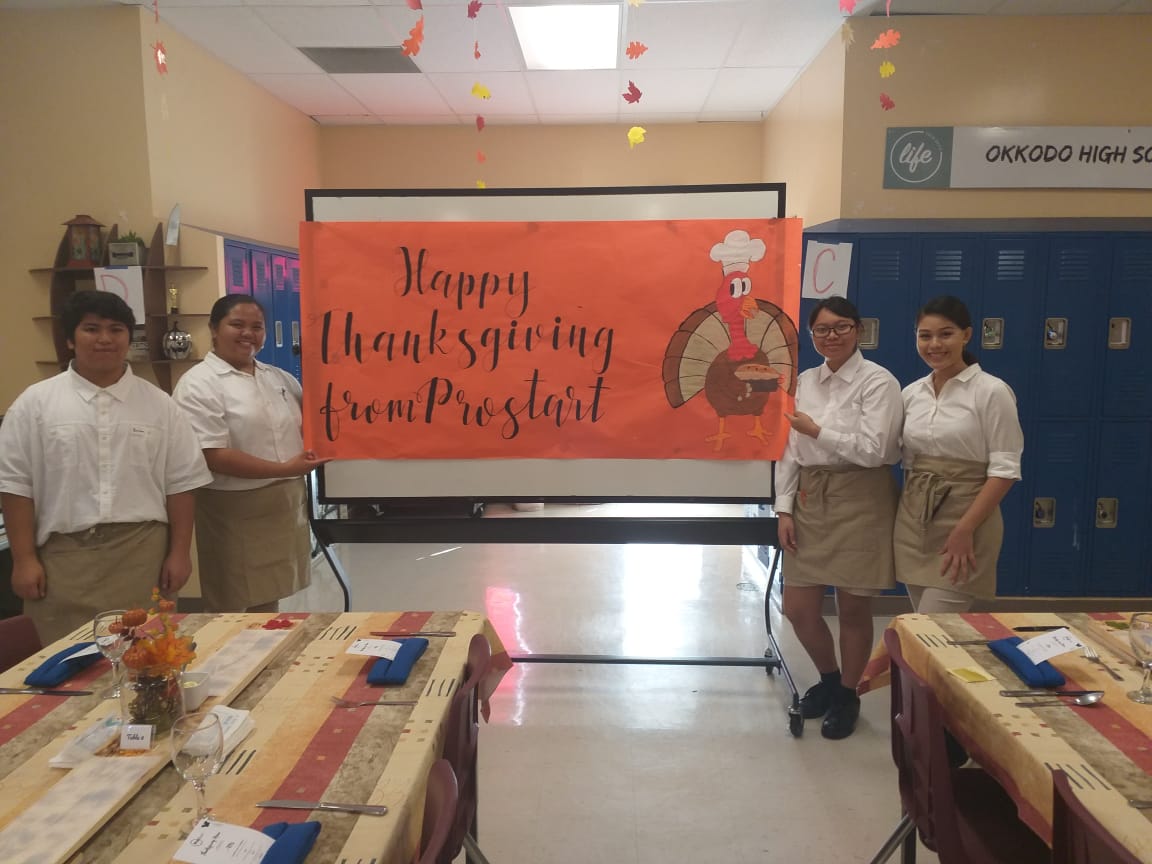 OkkodoProstart's tweet photo. Gobble Gobble! Happy Thanksgiving from Prostart, to YOU! We are thankful for your support in joining us for our Thanksgiving Luncheon. Have a wholesome Thanksgiving everyone! 🦃🍁🍂#ohsclosertogether https://t.co/aLryny9AuY