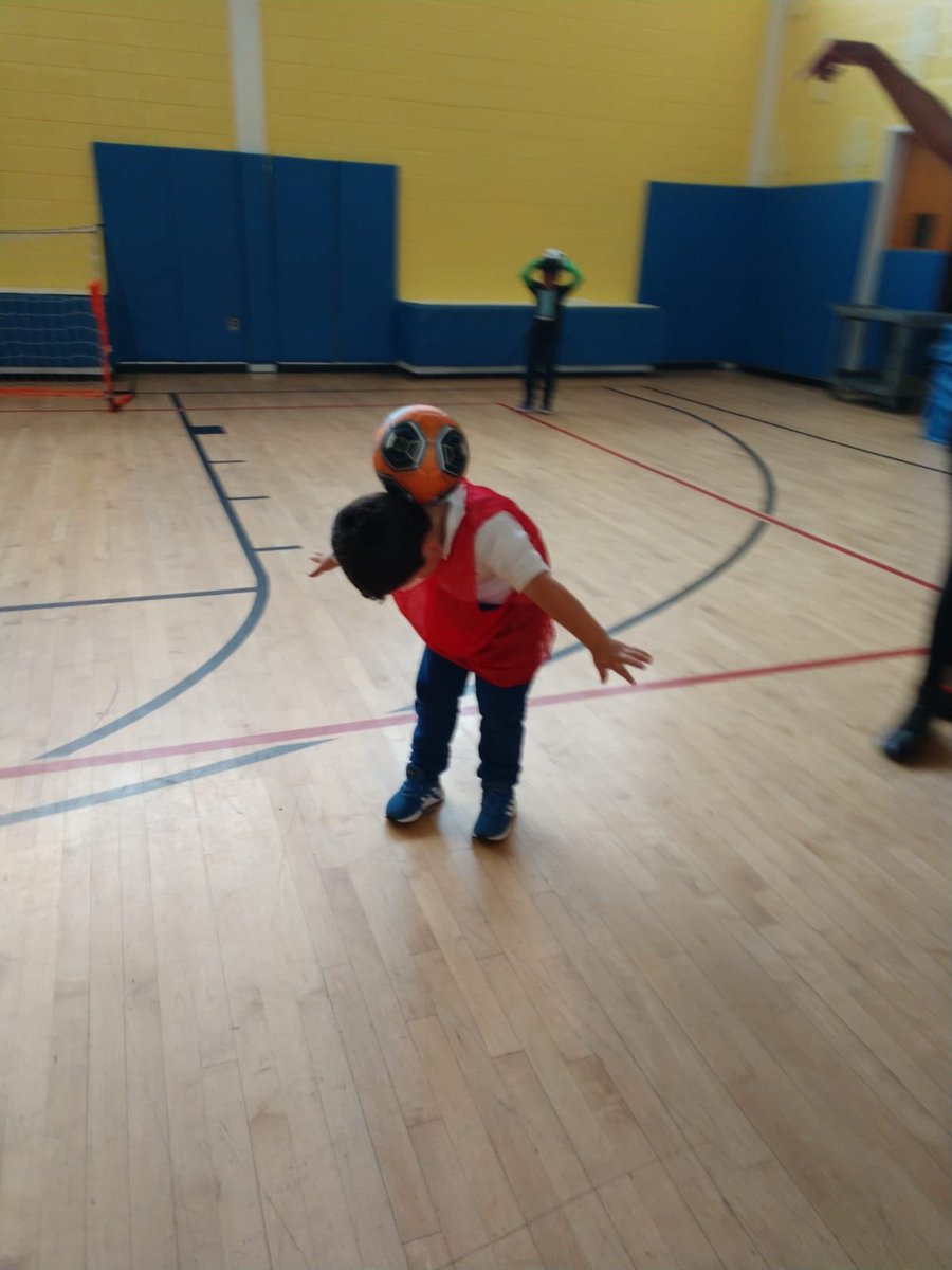 OLV_afterschool's tweet photo. Soccer club are learning to balance the ball #neckstall #headstall @OLV_School_MtV @OLV_AP_CMoreira @ArchNY_Schools @CWCatholicSchls https://t.co/aL3Kwe1peI