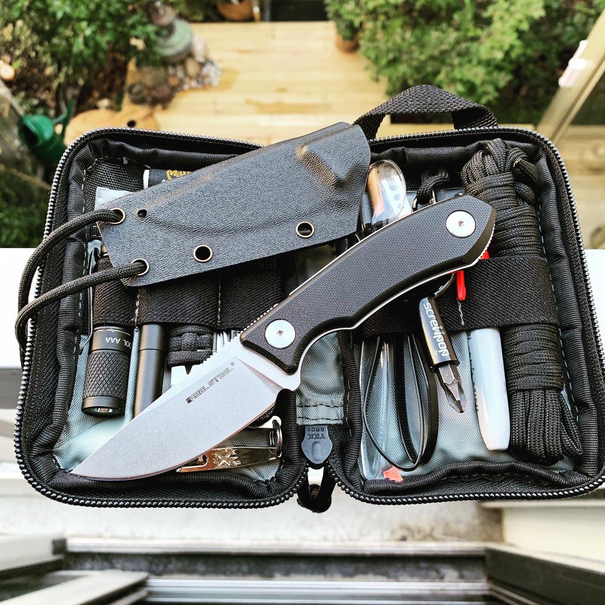 LGDL2's tweet image. Black is back ... #EveryDayCarry #edc #edcaddict #edcdump #edclife #edccollective #edcpremium #haveaknifeday #maxpeditionmicro #victorinoxaloxpioneer #victorinox #lumintop #sharpie #realsteelreceptor #fisherspacepenbullet