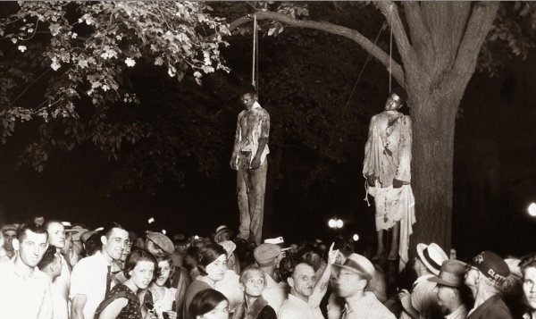 BLKamericanMADE's tweet photo. #WhenTheyKillUs @ava #BoycottPoliceTerrorist #COLLATERALDAMAGE #StartReparations2020 #ADOSFirst #PETB
#NationalReparationsDayDec5 #MontgomeryBusBoycott
@PeteButtigieg @JoeBiden @SenSanders @ewarren @amyklobuchar @CoryBooker @marwilliamson @KamalaHarris @TomSteyer @TulsiGabbard https://t.co/2i9qPTRcKt