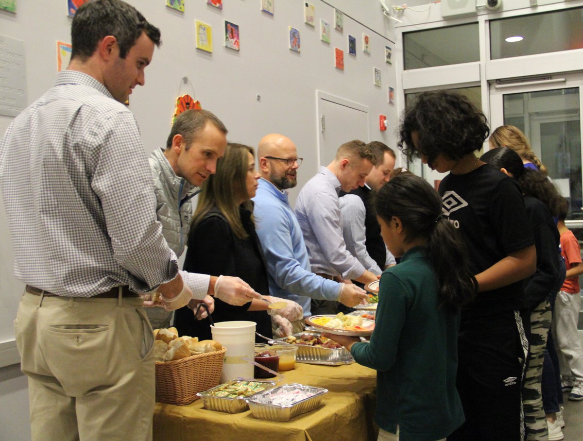 TierneyCenter's tweet photo. Our friends the Tierney family and @tierney_mau for their support and our volunteers for making this night a special night for the youth in our community @BeingBeacon @maureencaught #southie #southboston #community #nonprofit #youthwork #bgcb https://t.co/AgrAIPcILK