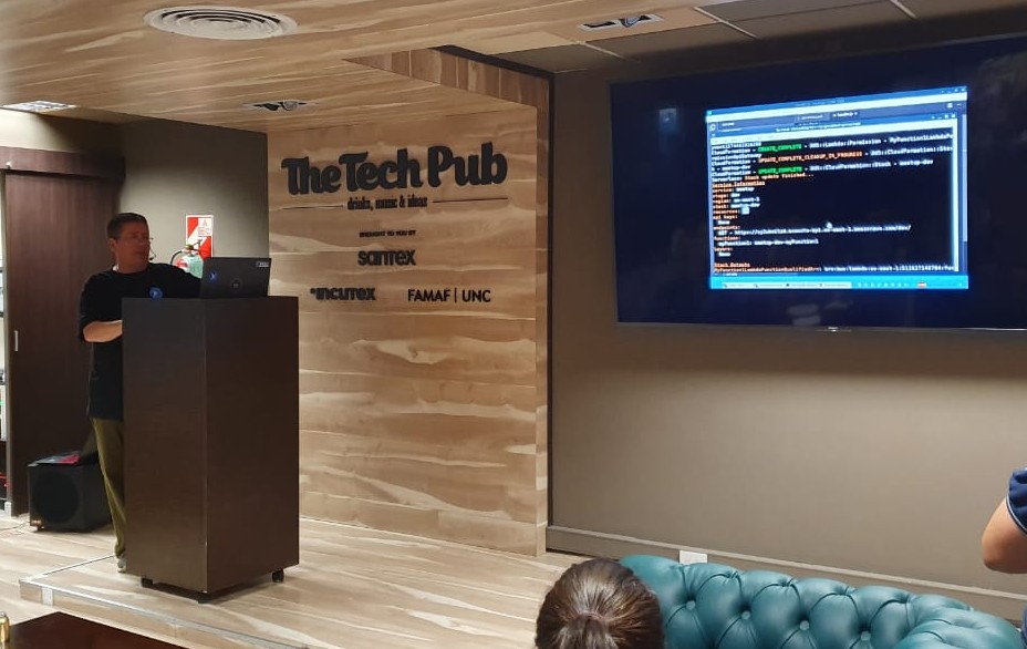 devopscba's tweet photo. Meetup #3 #techtalks a sala llena! con #Serverless y #Terraform
Speakers:
Alejandro Bernal
Marcelo Ametller
Gracias a @3xmGroupArg por ayudarnos a realizarla y a la gente de @SantexGroup por tan lindo lugar #TheTechPub !
#DevOps https://t.co/l4t636LgxD