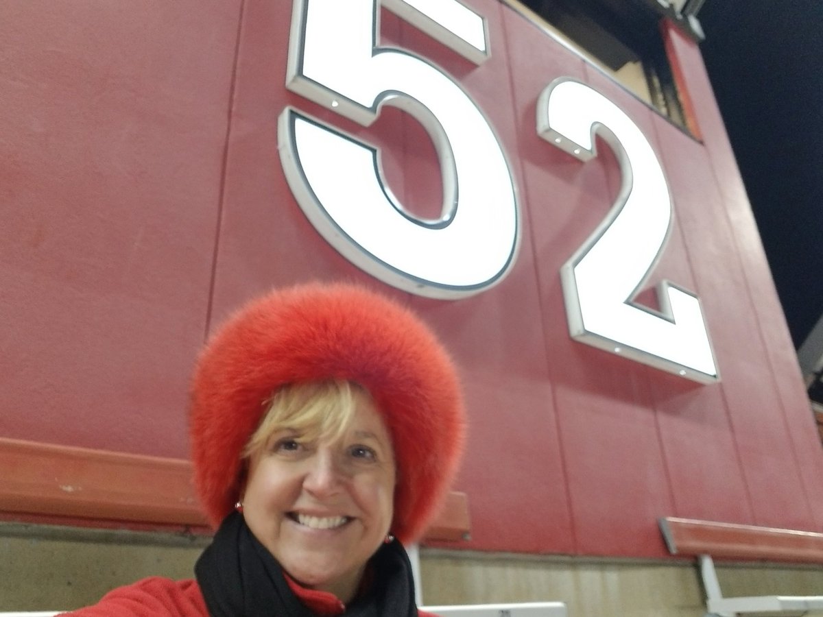 nursemegg's tweet photo. #RutgersLife making sure everyone around me knows what the 52 is https://t.co/ztg6Kyd1ie