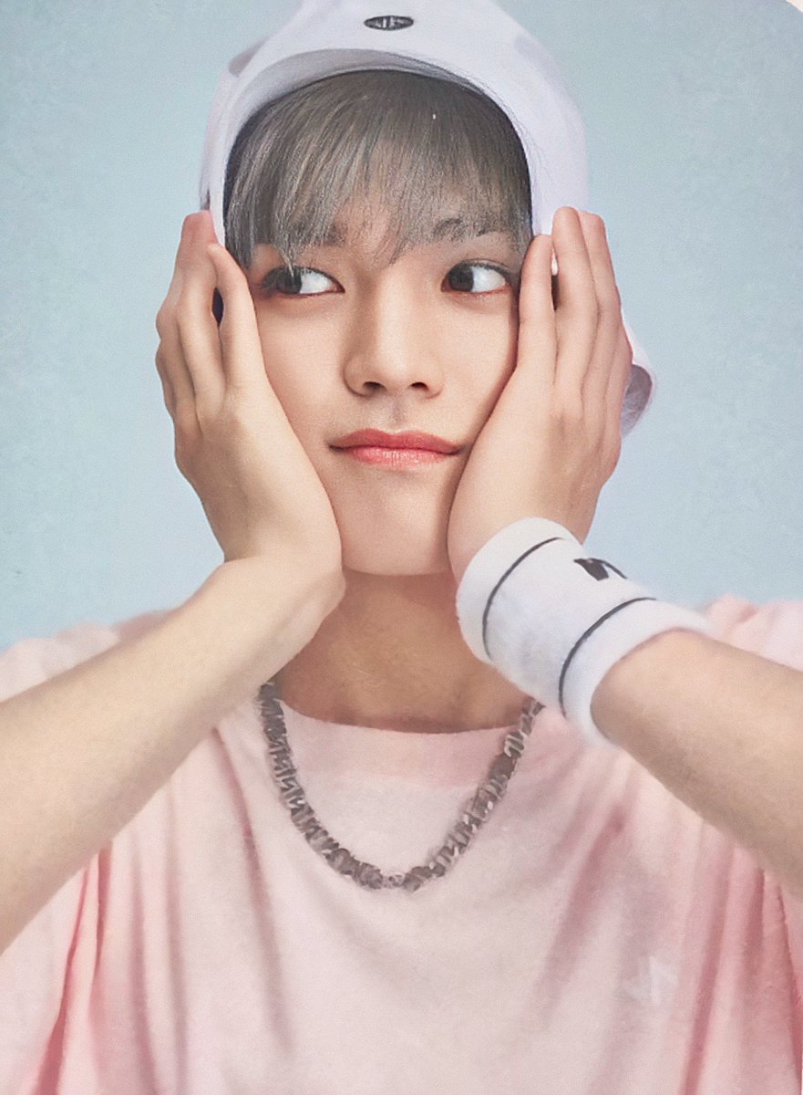 taeyong photocards for jenim sports!