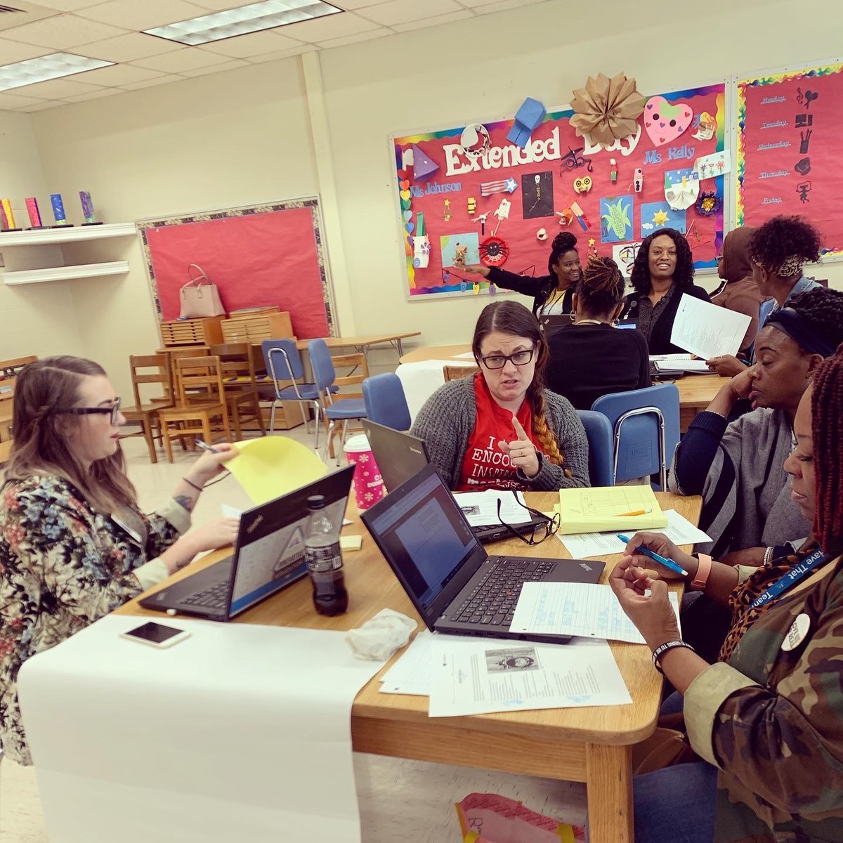 DcpsLiteracy's tweet photo. K-12 Literacy coaches working together! 😊 #TeamDuval  #literacycoaching #coachingcycles #alignmentmatters https://t.co/Yw6mPt3T0c