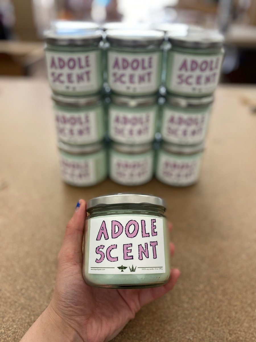 it’s happening 🌲

hoodie + <a href="/shopevilqueen/">EVIL QUEEN</a> collab 

hellomerch.com/collections/lo…