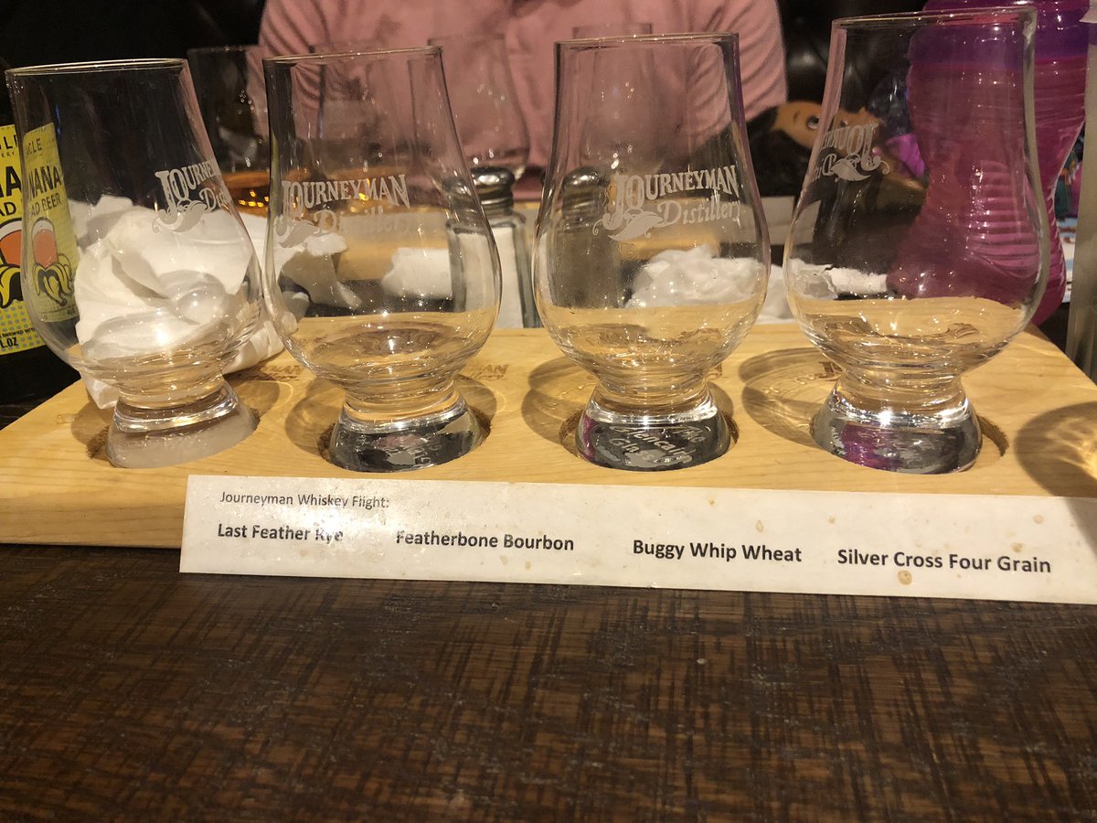 DubbYa86's tweet photo. 4 โฌ๏ธ 4 โฌ๏ธ #whiskeyflight #burgerhaus https://t.co/OLDOZeJVns