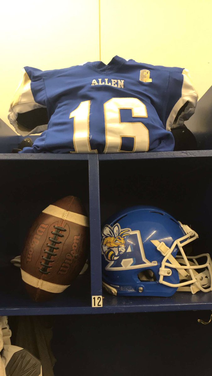 We ended the season on a good note, but I still got a sour taste in my mouth cause I expected more from myself last season. I’m excited to attack this offseason harder than ever so I’m ready to help my guys win more games next year. Love ya’ll boys.💙💛 #JUCOPRODUCT