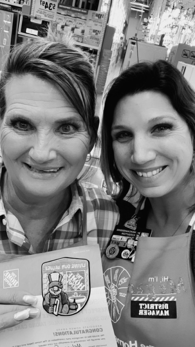 Shout out to Melisa on Excellent Service!! 🎉👏👏👏👏👏👏🎉 Saving the sale! Making a customers day! #COS!! #BreakTheCeiling! @rencassidy @JustinReedTHD @RenaHubbard30
