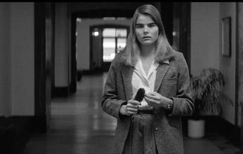 Happy birthday Mariel Hemingway, whom I fall in love with when I saw Manhattan. 