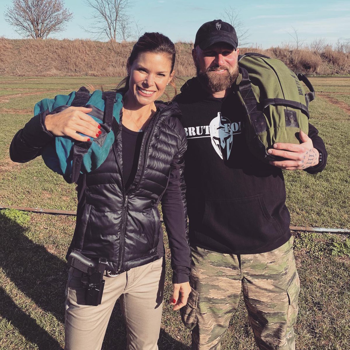 JamieLittleTV's tweet photo. Pretty awesome day incorporating @BForceSandbags & guns on the shooting range with police officers in IL today. More to come.💪🏼 #trainaccordingly https://t.co/7Ikad0SQpJ