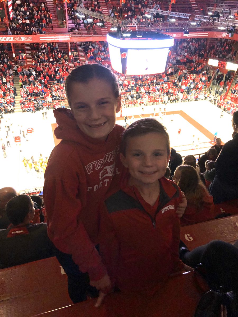monstersqotd's tweet photo. #OnWisconsin https://t.co/xwDHzJtPAM