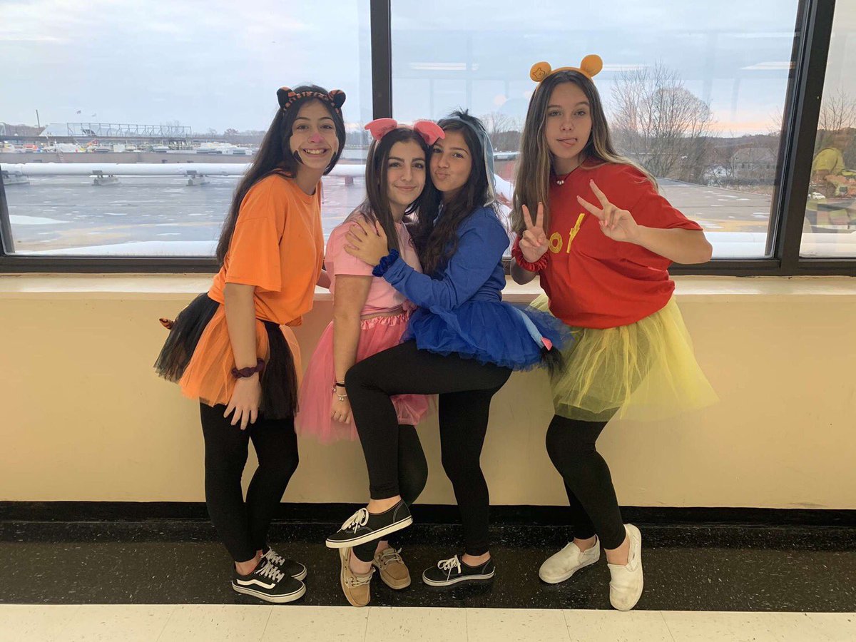 DurfeeStudGov's tweet photo. Check out these amazing squads‼️ Don’t forget to get your Character Day & Superhero/Villain costumes this weekend, let’s finish strong! #TopperTuff #SpiritWeek2019 #DurfeeDoesItBest https://t.co/XRiTZ5ioVa