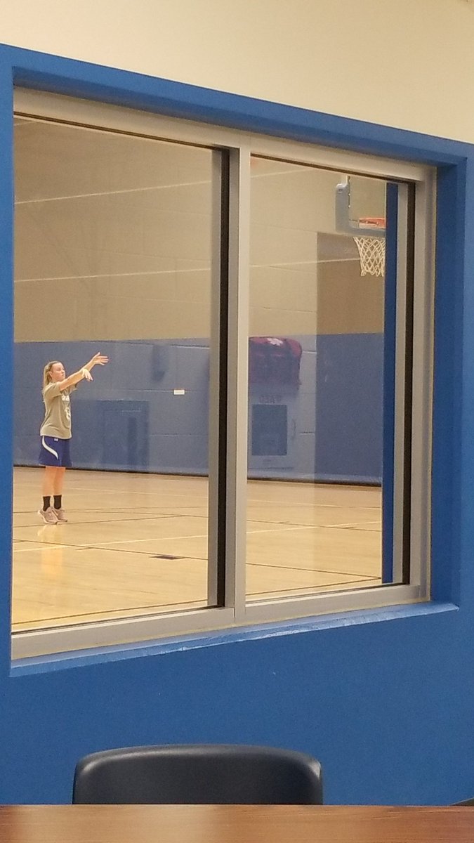 Carroll_GBB's tweet photo. That's the heart of a champion right there. Already correcting mistakes to get a win tomorrow! https://t.co/CyFDdcF7rI