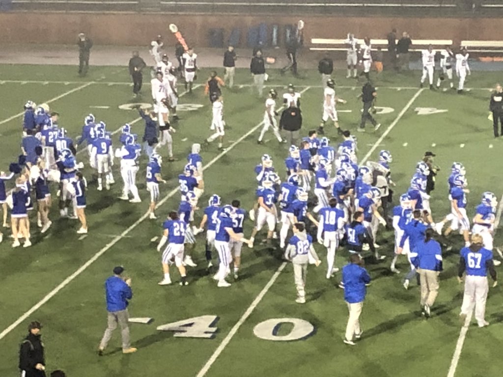 McCallieSports's tweet photo. Final: @McCallieFB 35, Ensworth 27 https://t.co/koyH4iUsIf