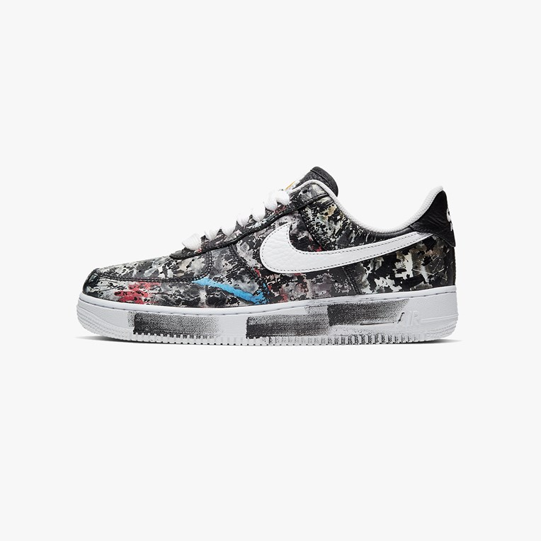 RetailorResell's tweet photo. Item: Nike Air Force 1 G-Dragon "PEACEMINUSONE"
Price: $200
Resell:✅(High)
Resell Price: $335-$500+
Releases Tomorrow on SNKRS US and Footlocker @ 10AM EST.
Focus on Smaller Sizes, mainly 4-8.5. GOOD LUCK! https://t.co/HjYxvJRpwT