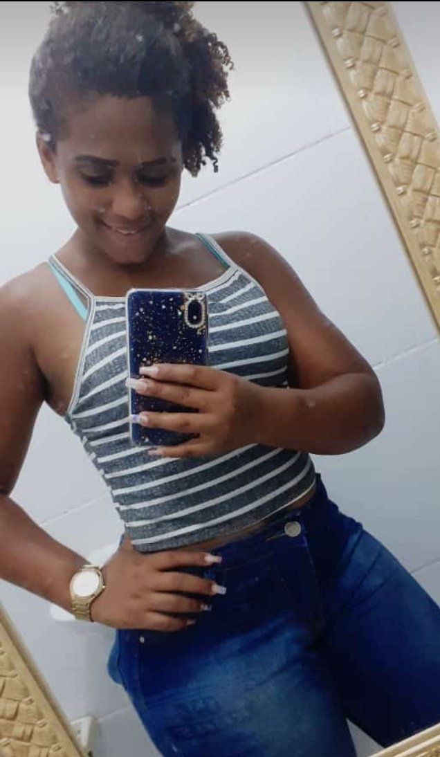 Filhaaadooreii's tweet photo. Se você soubesse como o universo é gigante
Não perderia seu tempo com pouca coisa 😽
#SouFilhaDoRei 👸🏽
#SigoLinda 🤷🏽♀️😌 https://t.co/JLEWGacHLm