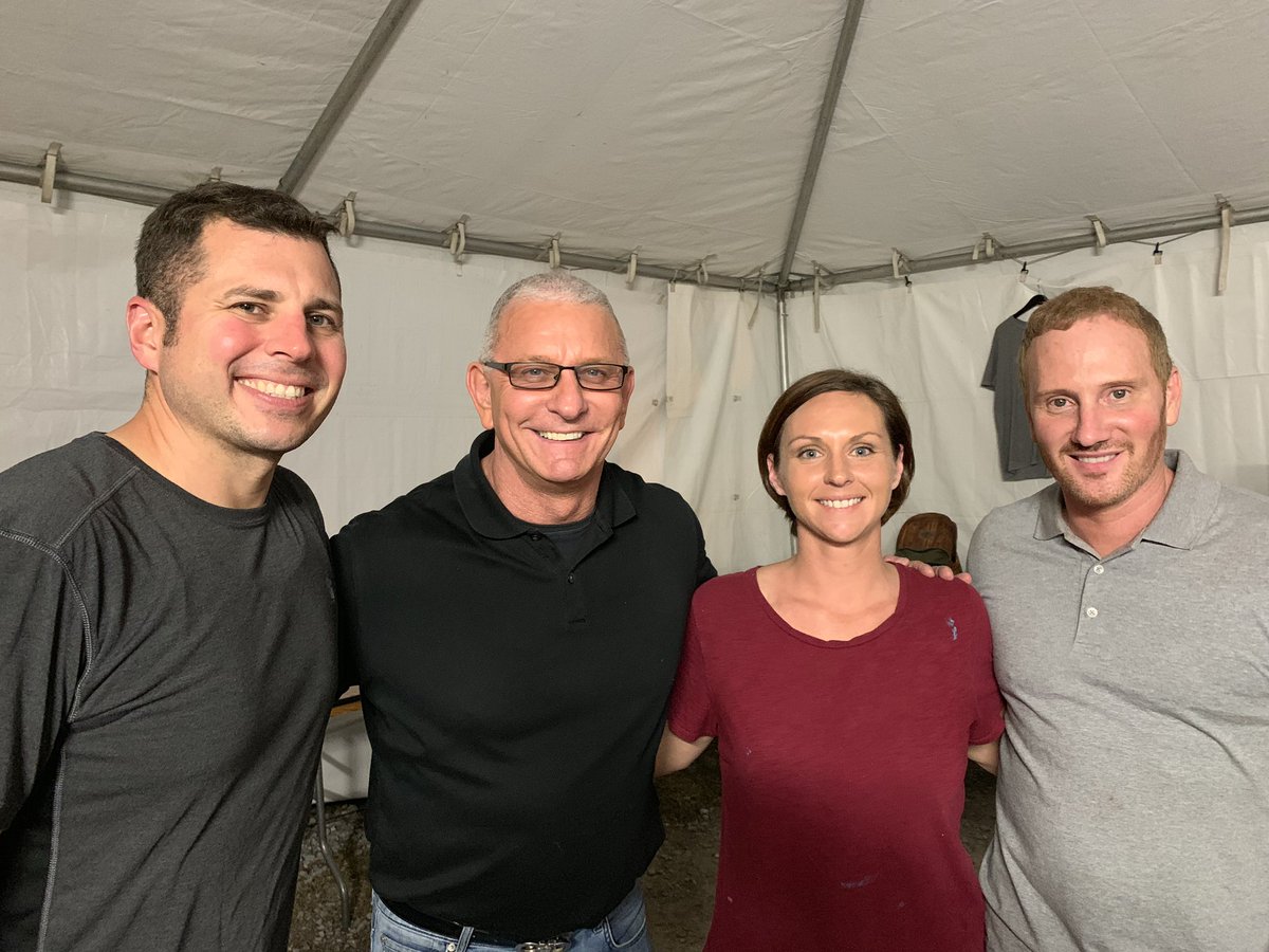 magen_cheramie's tweet photo. Amazing experience today! @Rest_Imposs @RobertIrvine #webffsnow #hisgotopainter #painter #volunteering https://t.co/X0Ta2kEddv