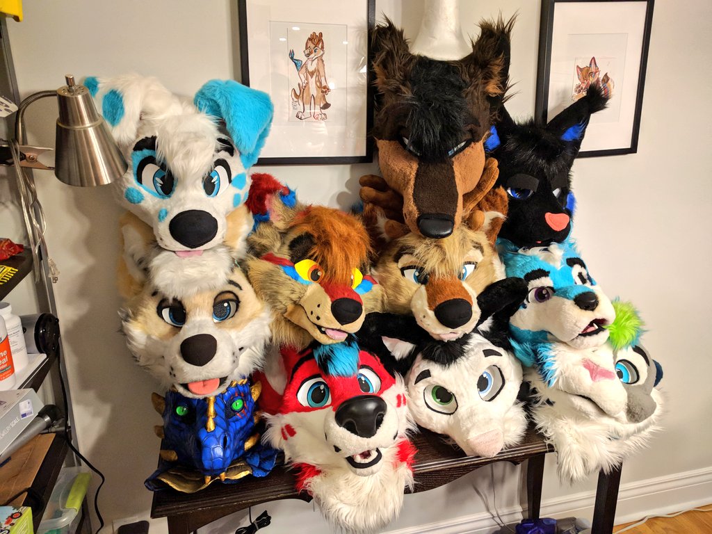 OatYote's tweet photo. Look at all those CHICKANS!! 🍻 #SpikeCon #FullSend #FursuitFriday https://t.co/2yVQkswvWM