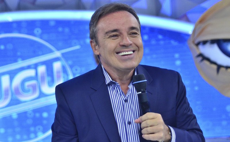FlavioBolsonaro's tweet image. Cresci vendo o Gugu na TV. Bons tempos!!!
Ele foi, sem dúvidas, uma das maiores referências do entretenimento. Um verdadeiro gênio que marcou gerações. Meus sentimentos aos familiares e amigos! Que Deus o receba de braços abertos!