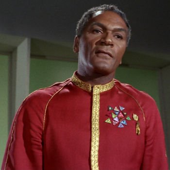 We meet some higher ranking Star Fleet officers, who also switch from duty to dress uniform as fits the occasion.All in all, pretty sharp uniform.
